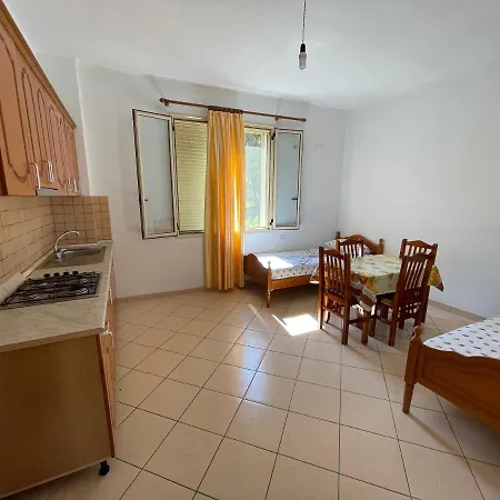 Apartment Onis