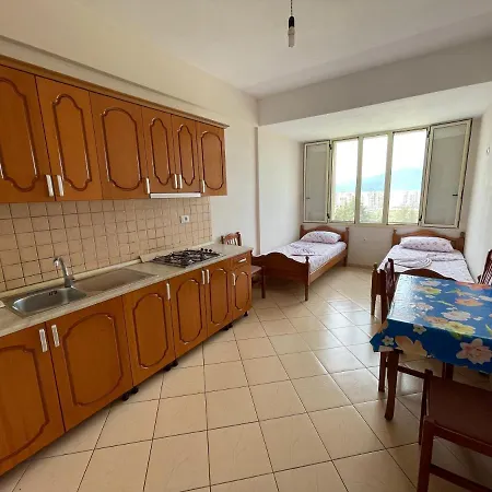 Apartment Onis *